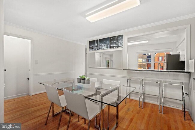 Foto del edificio - 2102 Hutchison Grove Ct