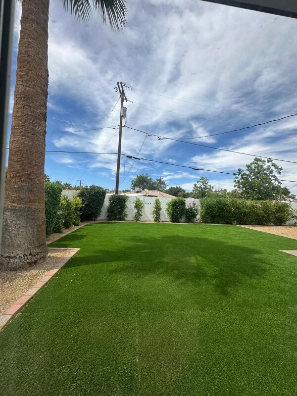 Foto del edificio - 920 E Colter St