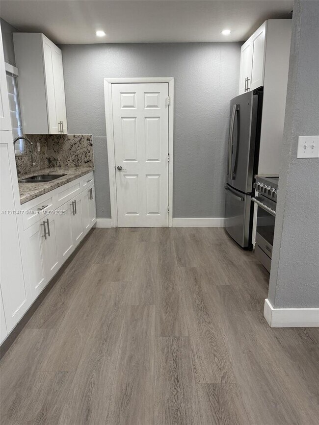 Foto del edificio - 3098 NW 20th Ct