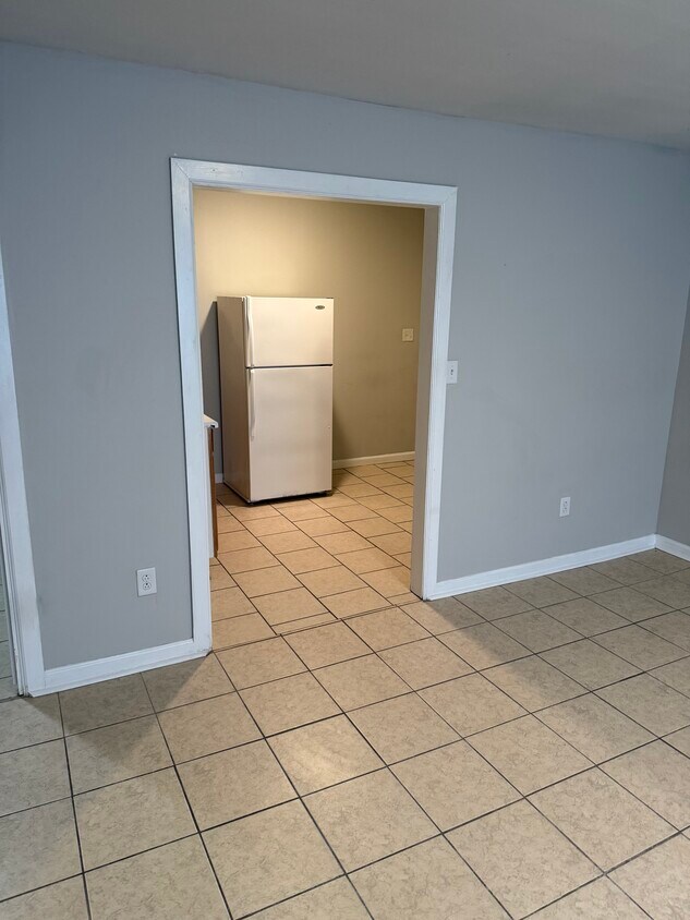 Foto del edificio - Elm Street