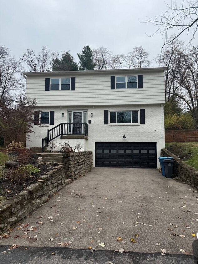 Foto principal - Spacious Single-Family Rental Home in Convenient Cincinnati Location