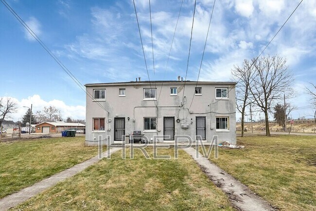 Foto del edificio - 451 Nace Ave
