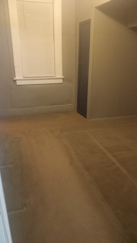 Foto del edificio - 418 W 8th St