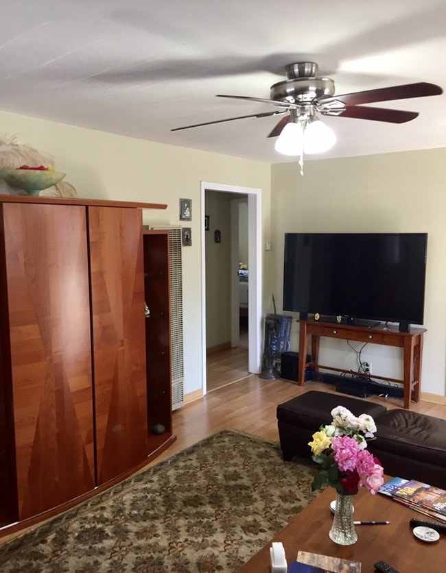 Foto del edificio - 462 Adams St