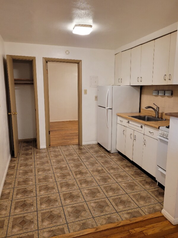 Foto principal - 4145 Magnolia Ave