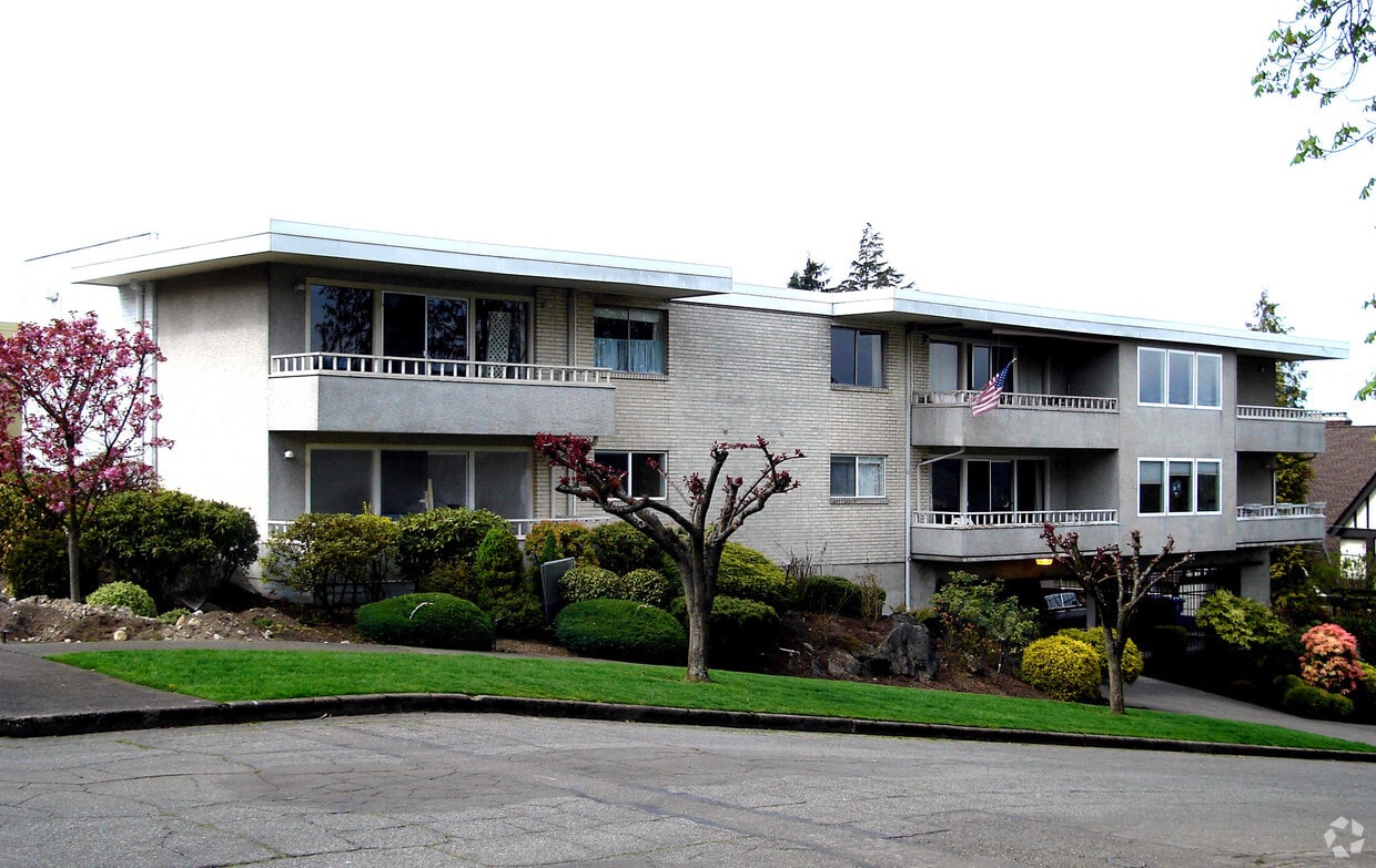 Building Photo - 501 N D St