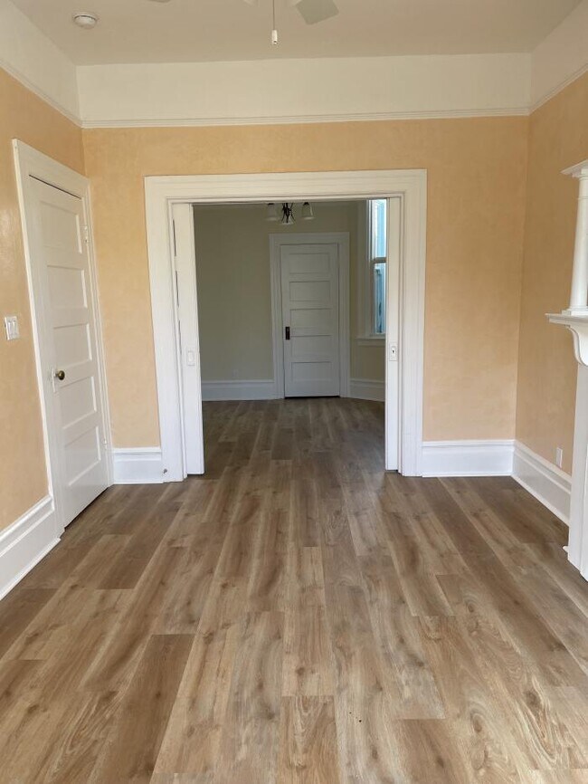 Building Photo - 3 bedroom in San Francisco CA 94117