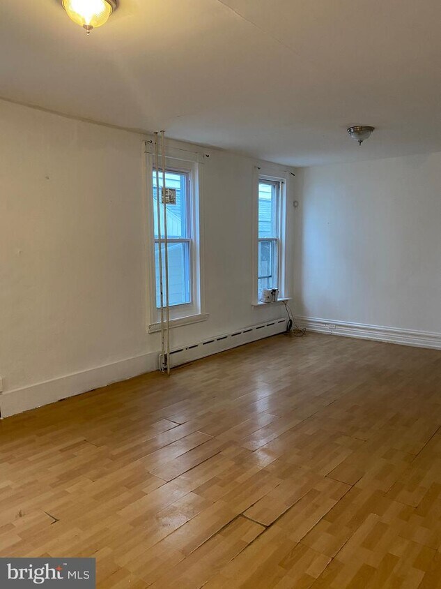Foto principal - 2815 Kutztown Rd