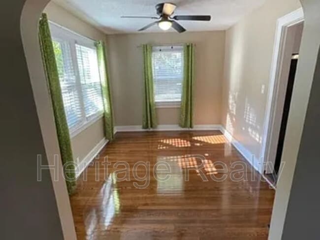 Foto del edificio - 3201 Avondale Ave