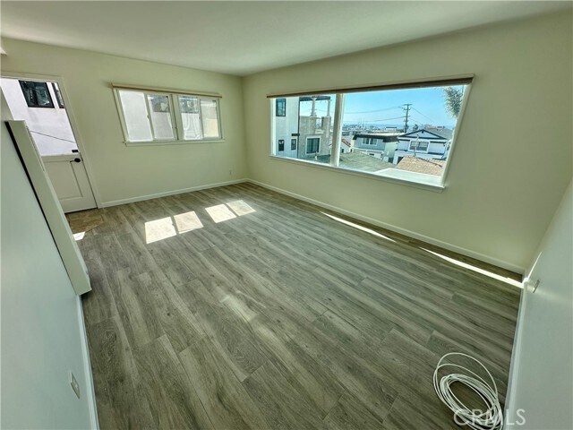 Foto del edificio - 933 Bayview Dr