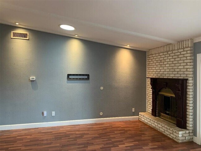 Foto del edificio - 201 Starbright Dr