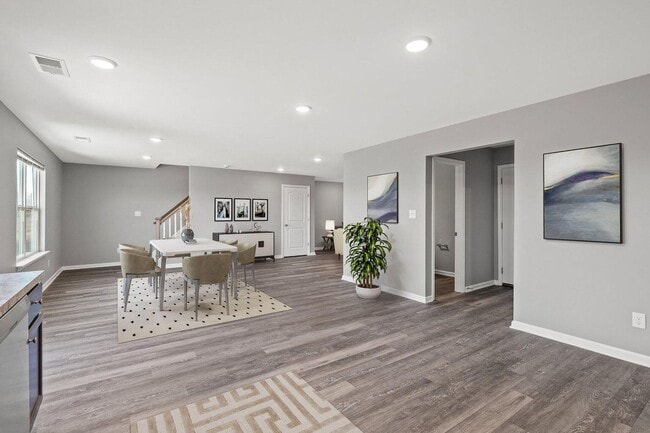 Building Photo - 6068 Arbor Wds Way