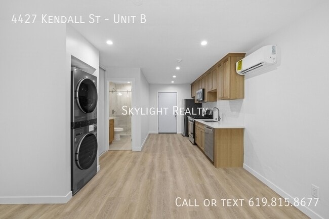 Foto del edificio - 4427 Kendall St