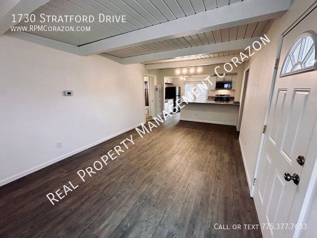 Building Photo - 3 bed 1 bath newly remodeled unit! New eve...