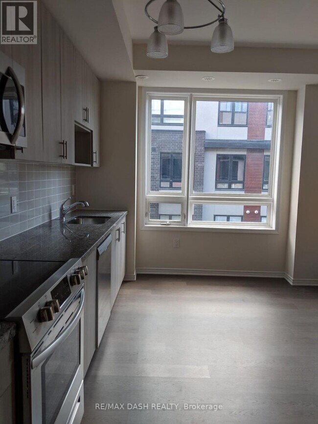 Photo du bâtiment - 1130 Briar Hill Ave