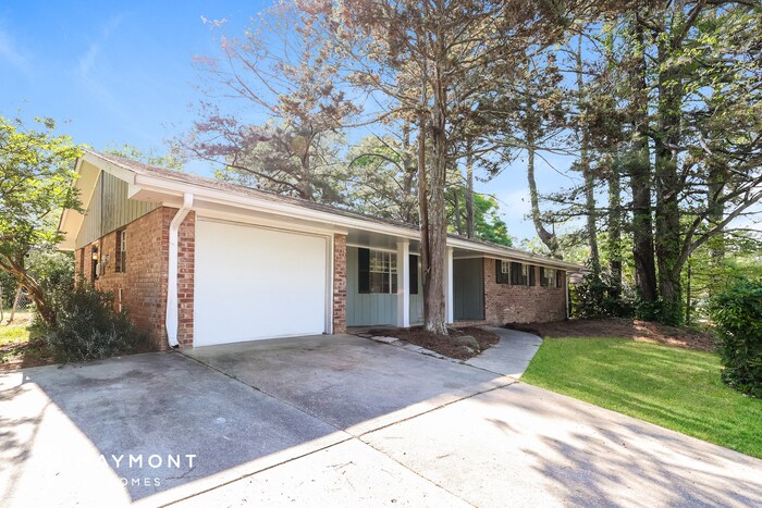 Foto del edificio - 6445 Connell Rd