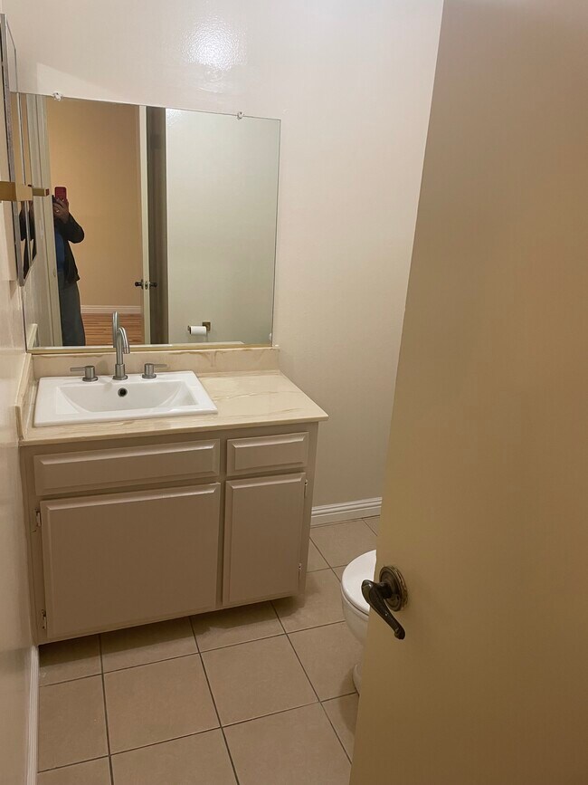 Foto del edificio - 524 N Maryland Ave