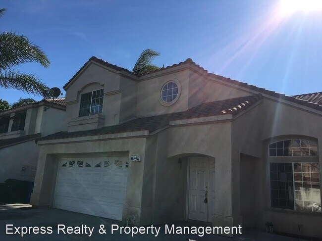 Foto del edificio - 4 br, 2.5 bath House - 15827 Fiddleleaf Rd.
