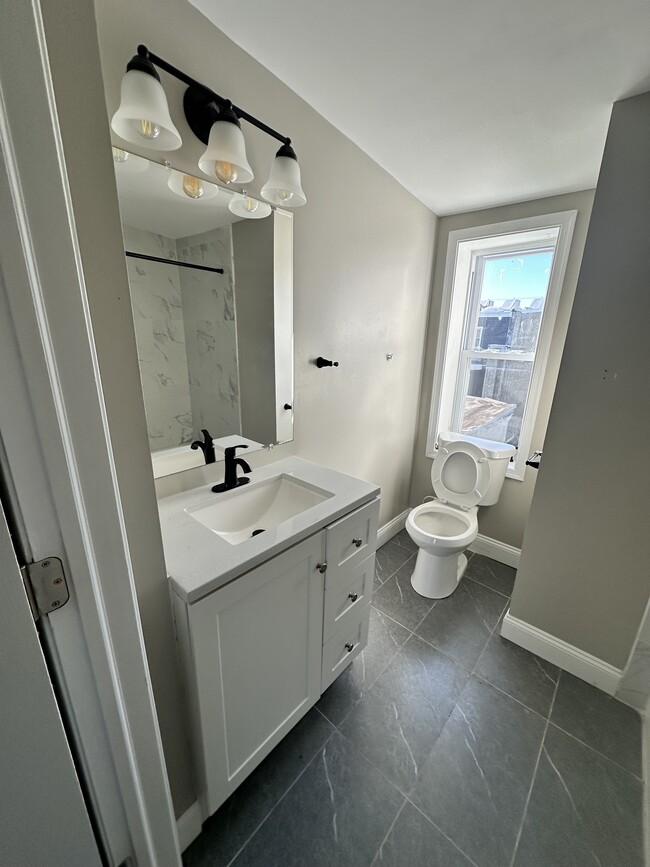 Building Photo - 2544 Turner St