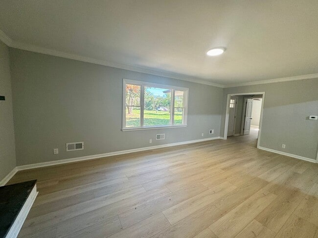 Foto del edificio - Four Bedroom House/Boonsboro Area