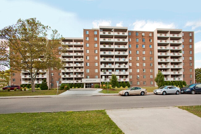Building Photo - Brighton Court Apartments