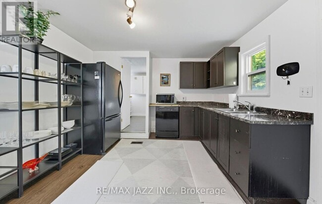 Photo du bâtiment - 67 Cumberland St