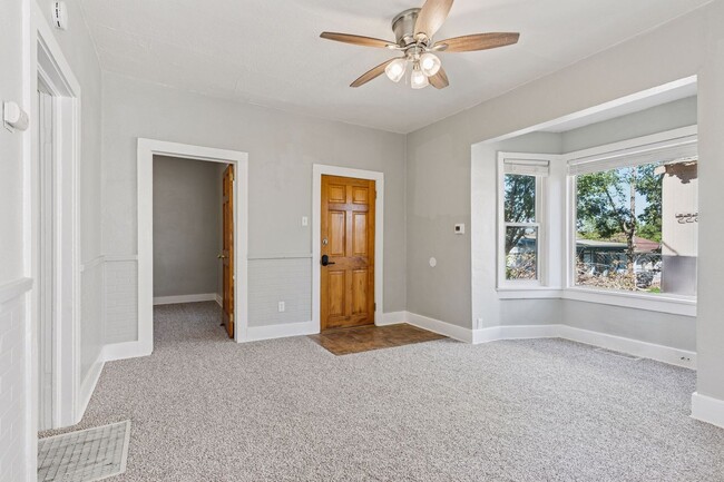 Photo - 3754 S Delaware St Apartment