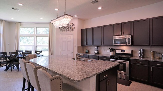 Foto del edificio - 8751 Stoney Brook Ln