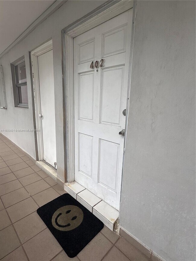 Foto del edificio - 1331 Lincoln Rd