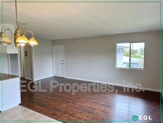 Building Photo - 14727 Prairie Ave