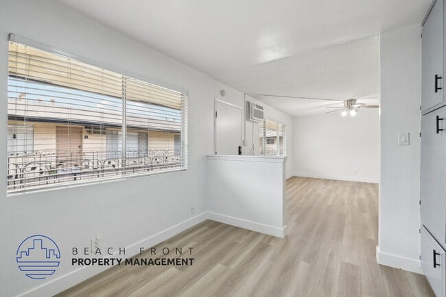 Building Photo - 850 N Citrus St.