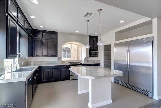 Building Photo - 5329 Tulip Hill Ave