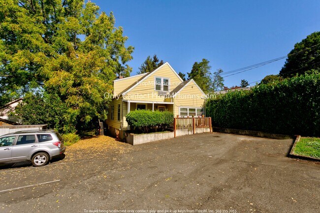 Foto del edificio - 6315 E Burnside St