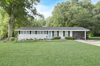 Building Photo - 2663 Forrest Rd