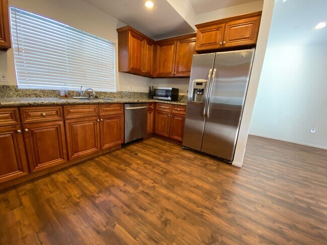 Foto del edificio - Coastal Living in Imperial Beach - Spaciou...