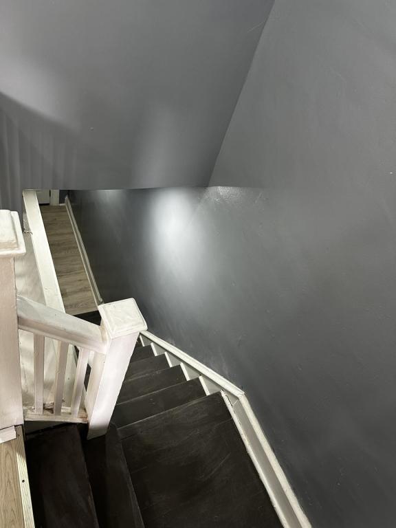 Foto del edificio - 5854 Crittenden St