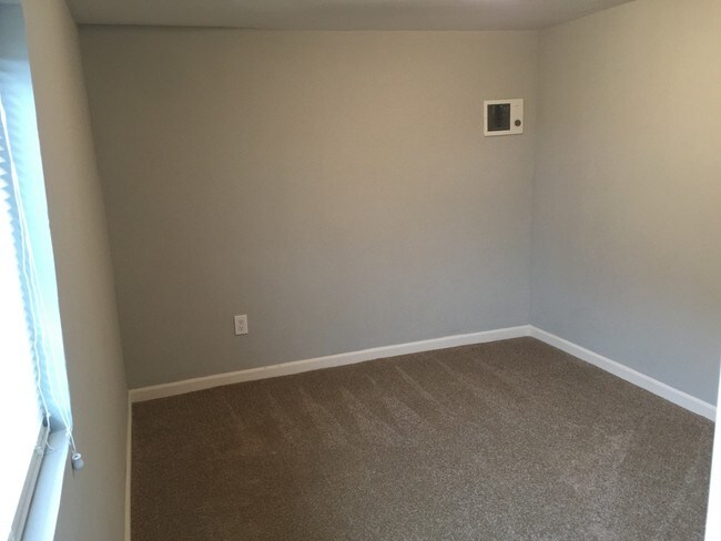 Building Photo - 624 Pepper Drive, Unit A