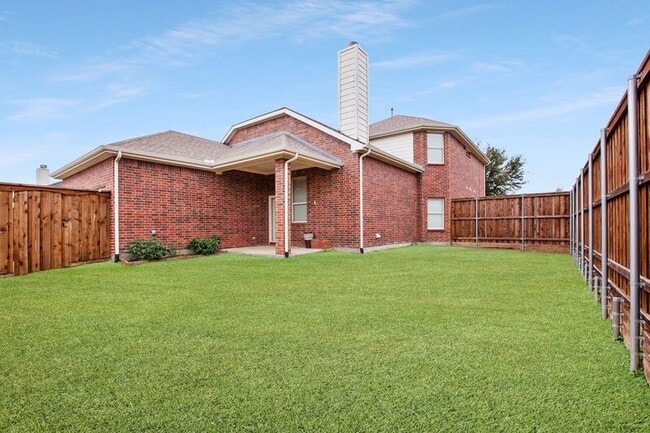 Building Photo - 13856 Fall Harvest Dr