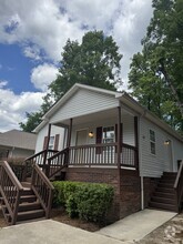 Building Photo - 1007 Thomas St