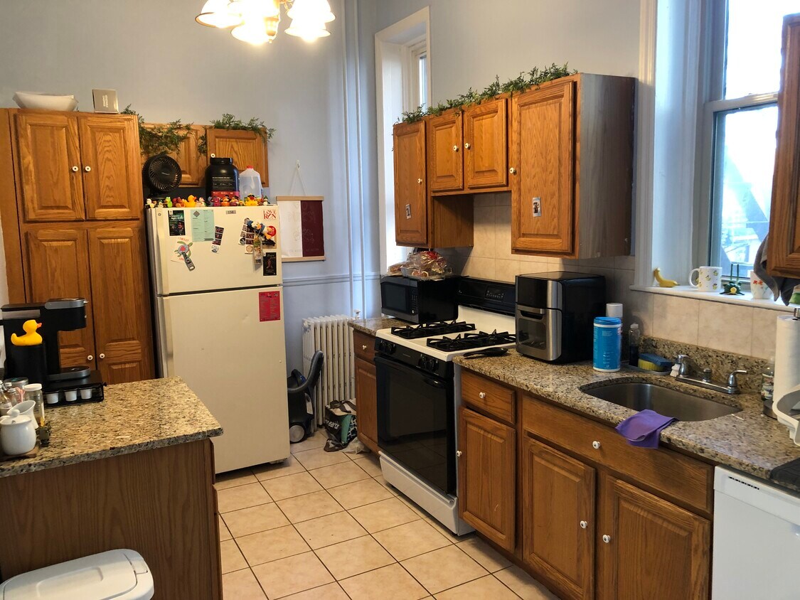 Primary Photo - 700 Washington St