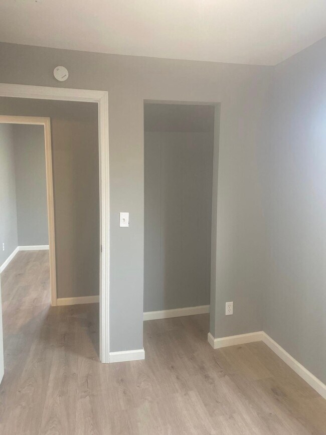 Foto del edificio - 2198 Utley Rd