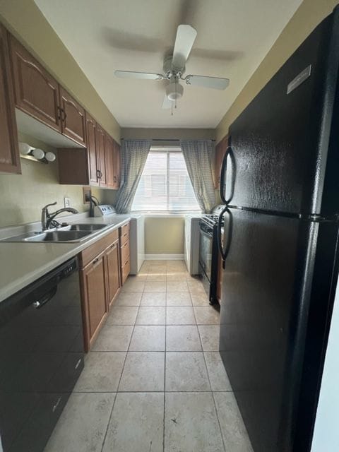 Building Photo - 1367 Sacramento Dr