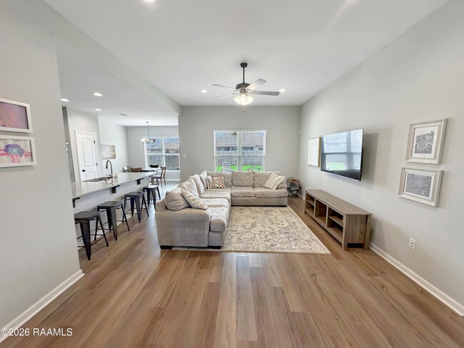 Foto del edificio - 201 Rocky Meadows Ln