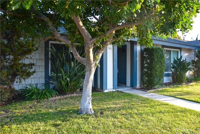 Building Photo - 540 E La Veta Ave