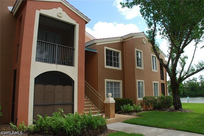 Foto del edificio - 1130 Reserve Way