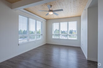 2BR, 2BA -1038 - The Quarry