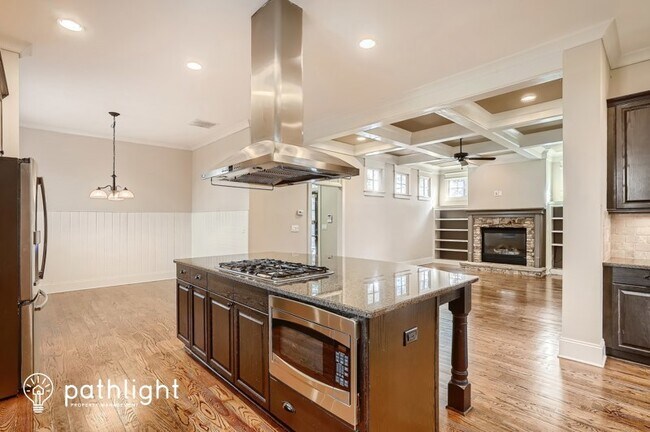 Building Photo - 5024 Groover Dr