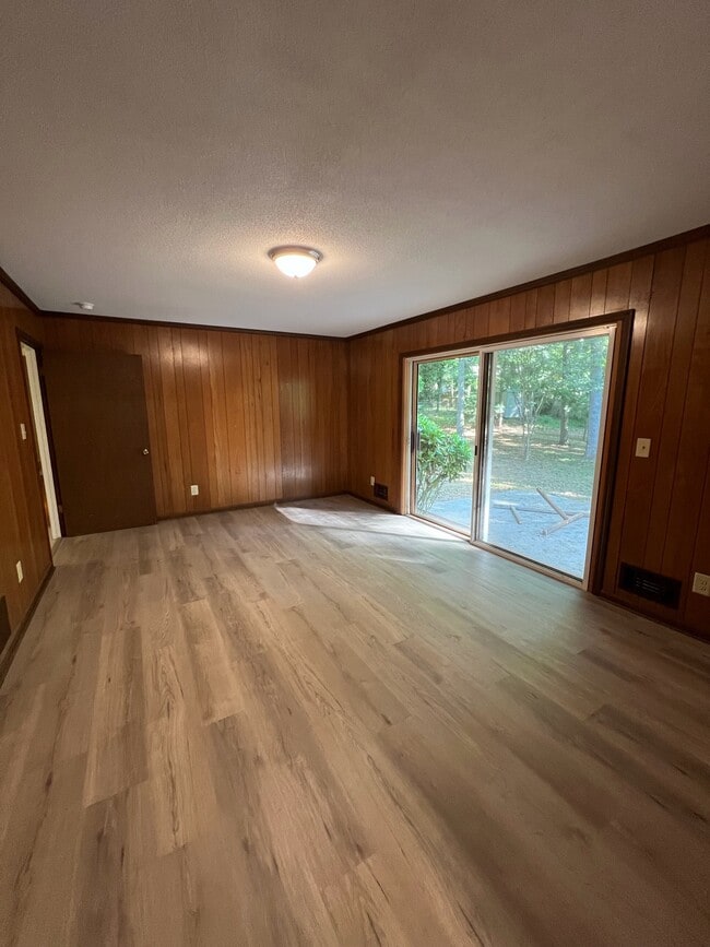 Photo - 150 Chinquapin Way House