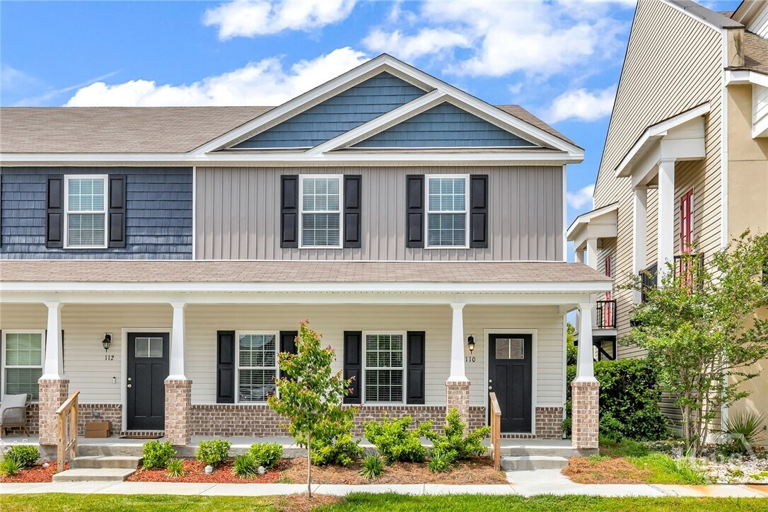 Primary Photo - 110 Birch Cir