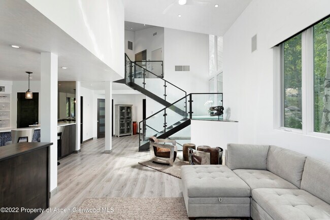 Foto del edificio - 257 Mountain Laurel Dr